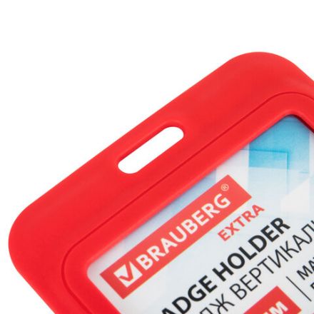 Бейдж вертикальный (85х54 мм), красный, МАТОВАЯ ПОВЕРХНОСТЬ, BRAUBERG EXTRA, 238816