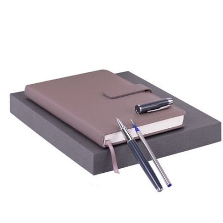 Ежедневник в подарочном наборе 5 в 1, А5, 145x212 мм, BRAUBERG "President", под кожу, 160 листов, серый, 116854