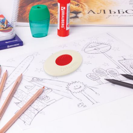 Ластик BRAUBERG "Oval PRO", 40х26х8 мм, овальный, красный пластиковый держатель, 229560 Ластик BRAUBERG "Oval PRO", 40х26х8 мм, овальный, красный пластиковый держатель, 229560