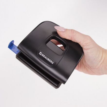 Дырокол BRAUBERG "Extra", до 20 листов, черный, 229091 Дырокол BRAUBERG "Extra", до 20 листов, черный, 229091