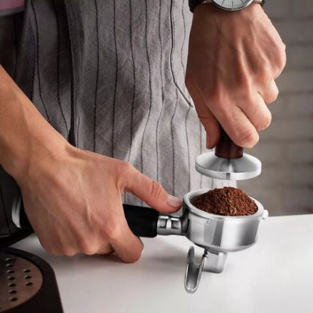 Кофейная станция KITFORT КТ-7413, 2250 Вт, объем 2,6 л, для зерен 220 г, ручной капучинатор, серая