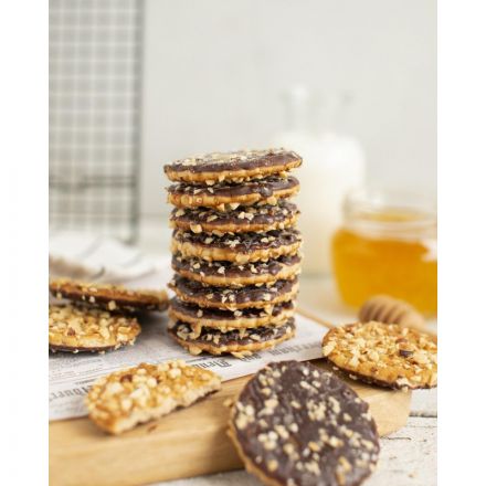 Печенье сдобное Деловой Стандарт Миндальное с шоколадом, 335г