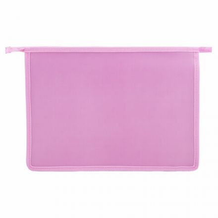 Папка для тетрадей ЮНЛАНДИЯ А4, 1 отделение, пластик, на молнии, "Anime hugs", 272138