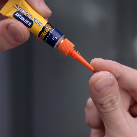 Удалитель клея Секунда Антиклей в индивидуальном блистере 403-230