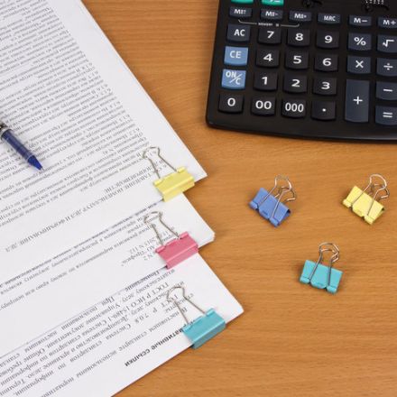 Зажимы для бумаг STAFF "Profit", КОМПЛЕКТ 12 шт., 25 мм, на 100 листов, цветные, картонная коробка, 225157