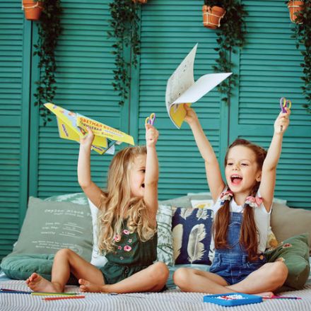 Цветная бумага, А4, 2-сторонняя мелованная (глянцевая), 16 листов 8 цветов, на скобе, ЮНЛАНДИЯ, 200х280 мм, "ПЛЯЖ", 129552