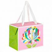 Пакет-коробка подарочный (1 штука) ассорти "Happy Birthday"/"Цветок", глиттер/тиснение фольгой, ламинация 15х9х11 см, 81273, 90074, 81273 Пакет-коробка подарочный (1 штука) ассорти "Happy Birthday"/"Цветок", глиттер/тиснение фольгой, ламинация 15х9х11 см, 81273, 90074, 81273