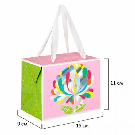 Пакет-коробка подарочный (1 штука) ассорти "Happy Birthday"/"Цветок", глиттер/тиснение фольгой, ламинация 15х9х11 см, 81273, 90074, 81273 Пакет-коробка подарочный (1 штука) ассорти "Happy Birthday"/"Цветок", глиттер/тиснение фольгой, ламинация 15х9х11 см, 81273, 90074, 81273