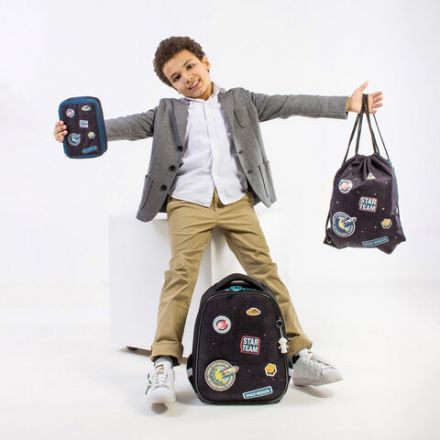 Ранец BRAUBERG PREMIUM, 2 отделения, с брелком, "Space mission", LED ЛАМПОЧКИ, 38х29х16 см, 270599