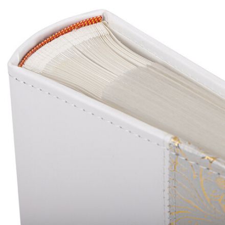 Фотоальбом BRAUBERG на 300 фото 10х15 см, под кожу, бумажные страницы, бокс, белый+золото, 391117