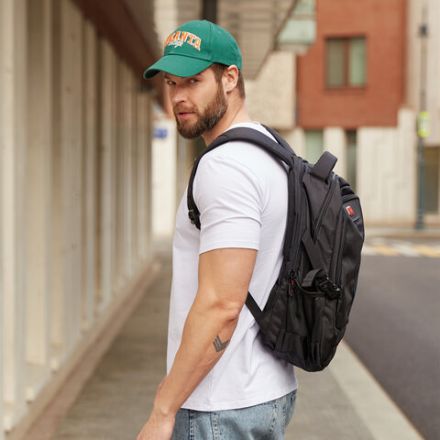 Рюкзак GERMANIUM UPGRADE универсальный, 3 отделения, отделение для ноутбука, USB-порт, "UP-3", черный, 47х33х21 см, 271667