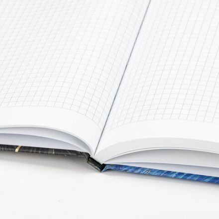 Блокнот с резинкой в клетку 96 л., А5 (145х203 мм), твердая обложка с фольгой, BRAUBERG, "Van Gogh", 113728