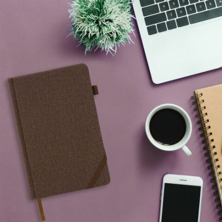 Ежедневник недатированный А5 138x213 мм BRAUBERG "Finest" под кожу, резинка, 136 л., коричневый, 111870 Ежедневник недатированный А5 138x213 мм BRAUBERG "Finest" под кожу, резинка, 136 л., коричневый, 111870