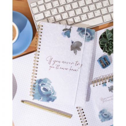 Бизнес-тетрадь Attache Selection Bloom A5 80л,клетка,спираль 145х208мм Бизнес-тетрадь Attache Selection Bloom A5 80л,клетка,спираль 145х208мм