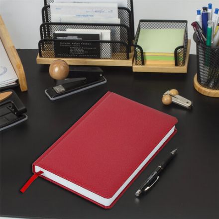 Ежедневник недатированный А5 138x213 мм BRAUBERG "Profile" балакрон, 136 л., красный, 123427 Ежедневник недатированный А5 138x213 мм BRAUBERG "Profile" балакрон, 136 л., красный, 123427