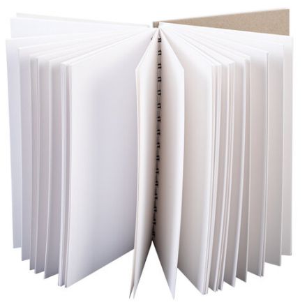 Скетчбук для смешанных техник MixMedia, 200 г/м2, 130х210 мм, 60 л., твердая обложка, гребень, BRAUBERG ART CLASSIC, 116967