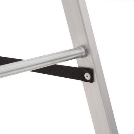 Стремянка алюминиевая 5 ступеней Новая Высота 1110105