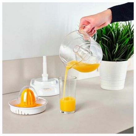Соковыжималка для цитрусовых SCARLETT SC-JE50C02, 25 Вт, стакан 0,7 л, пластик, белый Соковыжималка для цитрусовых SCARLETT SC-JE50C02, 25 Вт, стакан 0,7 л, пластик, белый