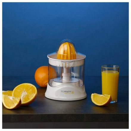 Соковыжималка для цитрусовых SCARLETT SC-JE50C02, 25 Вт, стакан 0,7 л, пластик, белый Соковыжималка для цитрусовых SCARLETT SC-JE50C02, 25 Вт, стакан 0,7 л, пластик, белый