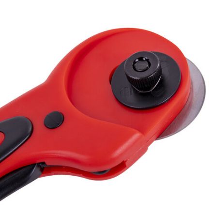 Нож раскройный роликовый 45 мм BRAUBERG PROFESSIONAL, 4 лезвия в комплекте, резиновые вставки, 238088 Нож раскройный роликовый 45 мм BRAUBERG PROFESSIONAL, 4 лезвия в комплекте, резиновые вставки, 238088