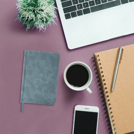 Ежедневник недатированный МАЛЫЙ 100х150 мм А6 BRAUBERG "Status", под кожу, 160 л., серо-голубой, 113369