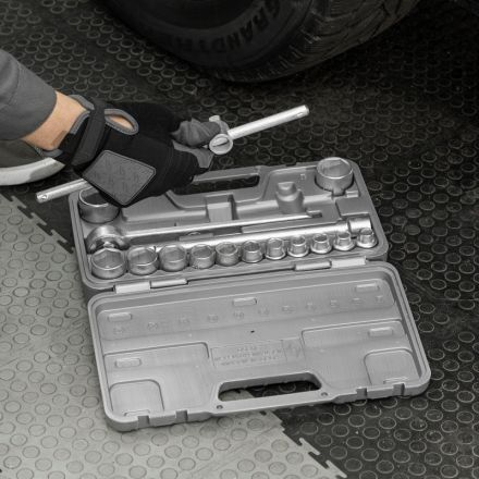 Набор инструмента шоферского № 2 НИЗ в пласт. боксе (13442)