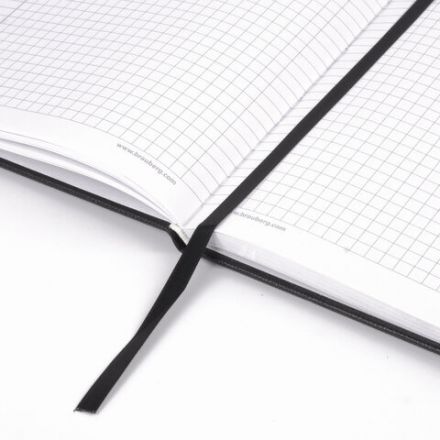 Блокнот А5 (148х218 мм), BRAUBERG "Select", 96 л., балакрон, резинка, клетка, черный, 125211