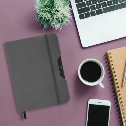 Блокнот А5 (162х218 мм), BRAUBERG "NOTE", под кожу софт-тач, с резинкой, 80 л., клетка, серый, 113440