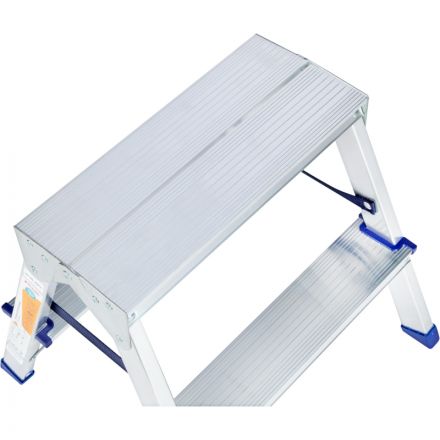 Стремянка двухсторонняя алюминиевая 3 ступени Комус      