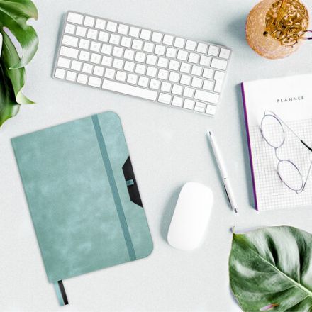 Блокнот А5 (162х218 мм), BRAUBERG "NOTE", под кожу софт-тач, с резинкой, 80 л., клетка, светло-серый, 113441 Блокнот А5 (162х218 мм), BRAUBERG "NOTE", под кожу софт-тач, с резинкой, 80 л., клетка, светло-серый, 113441