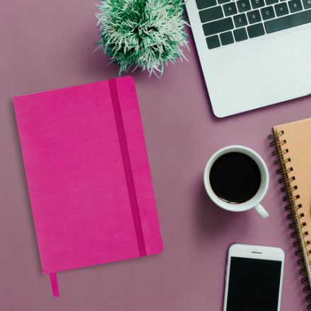 Блокнот А5 (148x218 мм), BRAUBERG "Metropolis Ultra", под кожу, 80 л., резинка, клетка, розовый, 111024 Блокнот А5 (148x218 мм), BRAUBERG "Metropolis Ultra", под кожу, 80 л., резинка, клетка, розовый, 111024