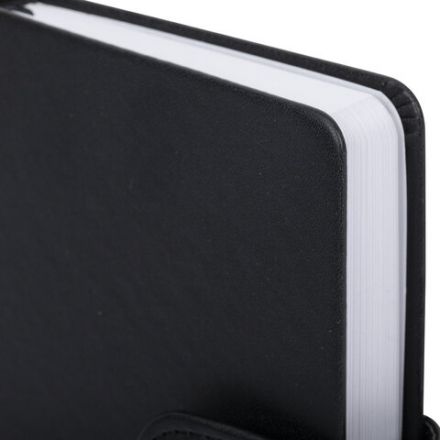 Скетчбук, белая бумага 140 г/м2 90х140 мм, 80 л., КОЖЗАМ, застежка, BRAUBERG ART CLASSIC, черный, 116459