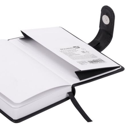 Скетчбук, белая бумага 140 г/м2 90х140 мм, 80 л., КОЖЗАМ, застежка, BRAUBERG ART CLASSIC, черный, 116459