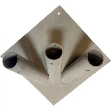 Кронштейн для флагштоков и флагов металлический тройной Кронштейн для флагштоков и флагов металлический тройной