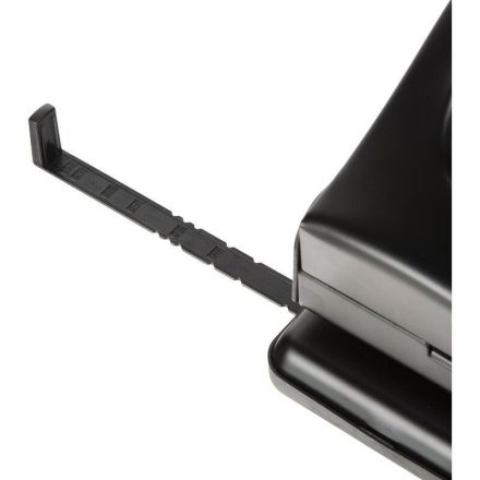 Дырокол металлический Attache Economy до 65 листов, с линейкой, цвет черный