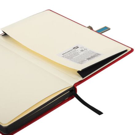 Скетчбук, слоновая кость 140 г/м2 130х210 мм, 80 л., КОЖЗАМ, застежка металл, BRAUBERG ART CLASSIC, "Inspiration", под кожу, красный, 116466