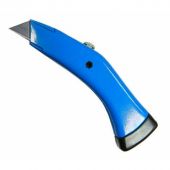 Нож для линолеума в чехле