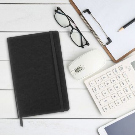 Ежедневник недатированный А5 138х213 мм BRAUBERG "Metropolis Ultra", под кожу, 160 л., черный, 113288 Ежедневник недатированный А5 138х213 мм BRAUBERG "Metropolis Ultra", под кожу, 160 л., черный, 113288