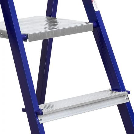 Стремянка Алюмет стальная окрашенная с алюминиевыми ступенями 4 ст. М8404