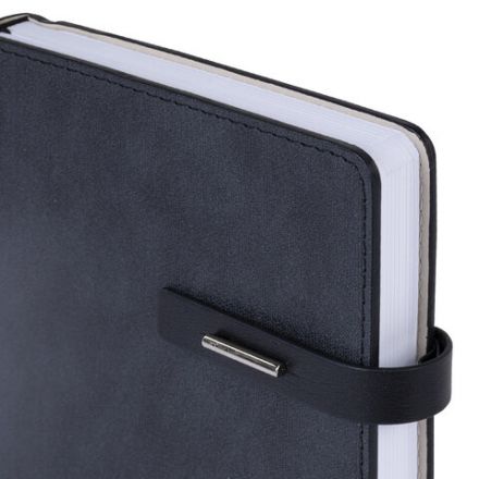 Ежедневник недатированный А5 138х213 мм BRAUBERG "Cowboy", под кожу, застежка 160 л., черный, 116200