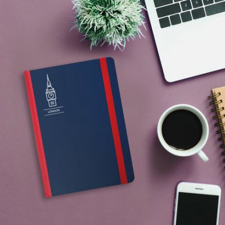 Блокнот с резинкой в клетку 96 л., А5 (145х203 мм), твердая обложка, BRAUBERG, "London", 113720 Блокнот с резинкой в клетку 96 л., А5 (145х203 мм), твердая обложка, BRAUBERG, "London", 113720