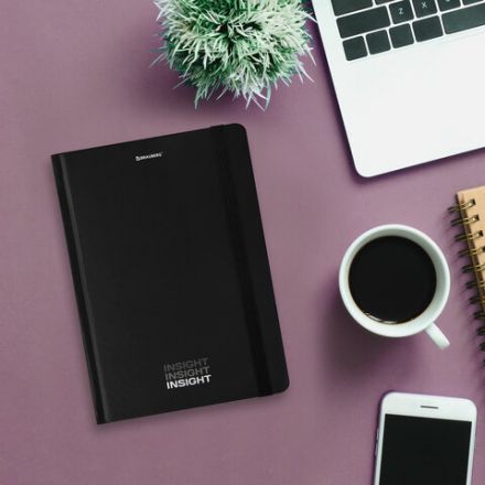 Блокнот с резинкой в клетку 96 л., А5 (145х203 мм), твердая обложка, BRAUBERG, "Insight", 113723 Блокнот с резинкой в клетку 96 л., А5 (145х203 мм), твердая обложка, BRAUBERG, "Insight", 113723