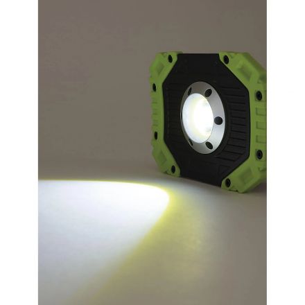 Фонарь прожектор светодиодный аккум. ЯРКИЙ ЛУЧ DRAGON A-30 COB-диод 700лм