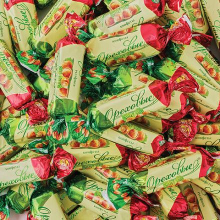 Конфеты шоколадные СЛАВЯНКА "Ореховые" вафельные с пралине, 1000 г, пакет, 50364