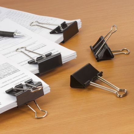 Зажимы для бумаг большие BRAUBERG, КОМПЛЕКТ 12 шт., 51 мм, на 230 листов, черные, картонная коробка, 220561 Зажимы для бумаг большие BRAUBERG, КОМПЛЕКТ 12 шт., 51 мм, на 230 листов, черные, картонная коробка, 220561