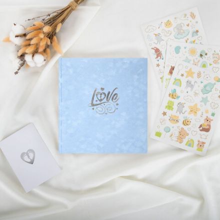 Фотоальбом-анкета детский 23х25 см, 32 листа, стикеры, открытка, конверт, голубой бархат, BRAUBERG, 391420