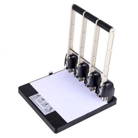 Дырокол Attache мощный на 4 отверстия до 150 листов