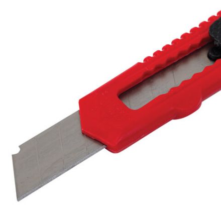 Нож канцелярский 18 мм STAFF EVERYDAY, фиксатор, красный матовый корпус, упаковка с подвесом, 238768