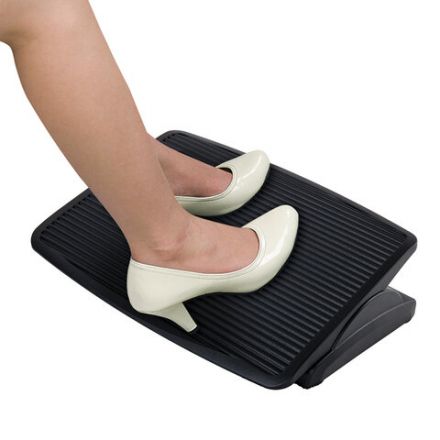 Подставка для ног BRAUBERG офисная, 45х35 см, регулируемый угол наклона, фактурная, 531496 Подставка для ног BRAUBERG офисная, 45х35 см, регулируемый угол наклона, фактурная, 531496