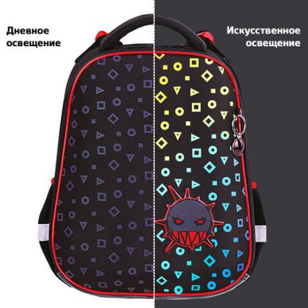 Ранец BRAUBERG LUMINOUS, 2 отделения, с брелоком, "Danger", СВЕТЯЩИЙСЯ РИСУНОК, 38х29х16 см, 272069